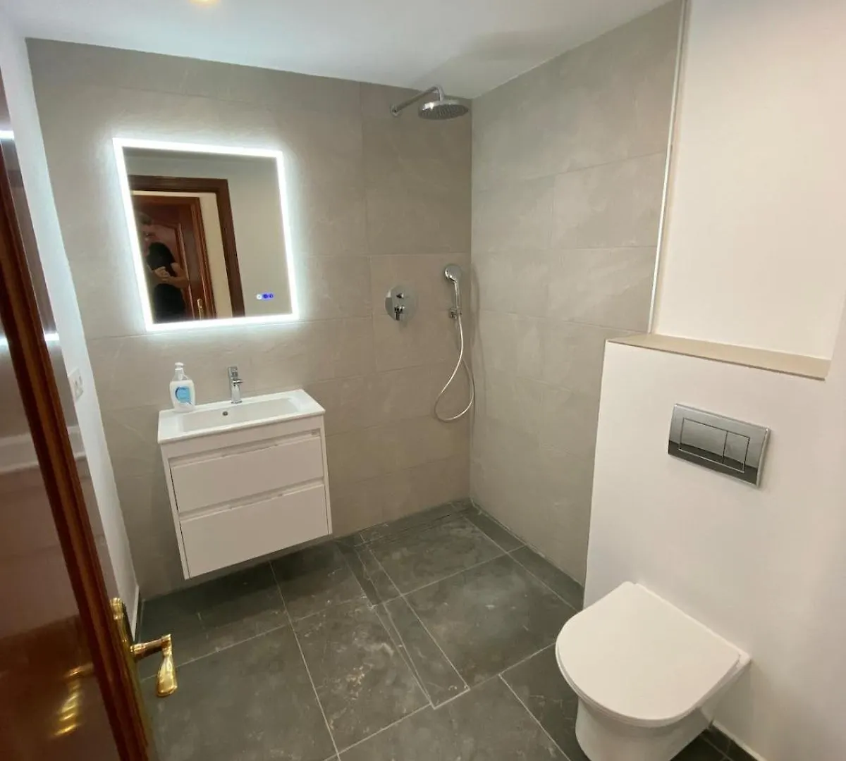 Apartment Penthouse, Near Beach, Fuengirola, Free Parking