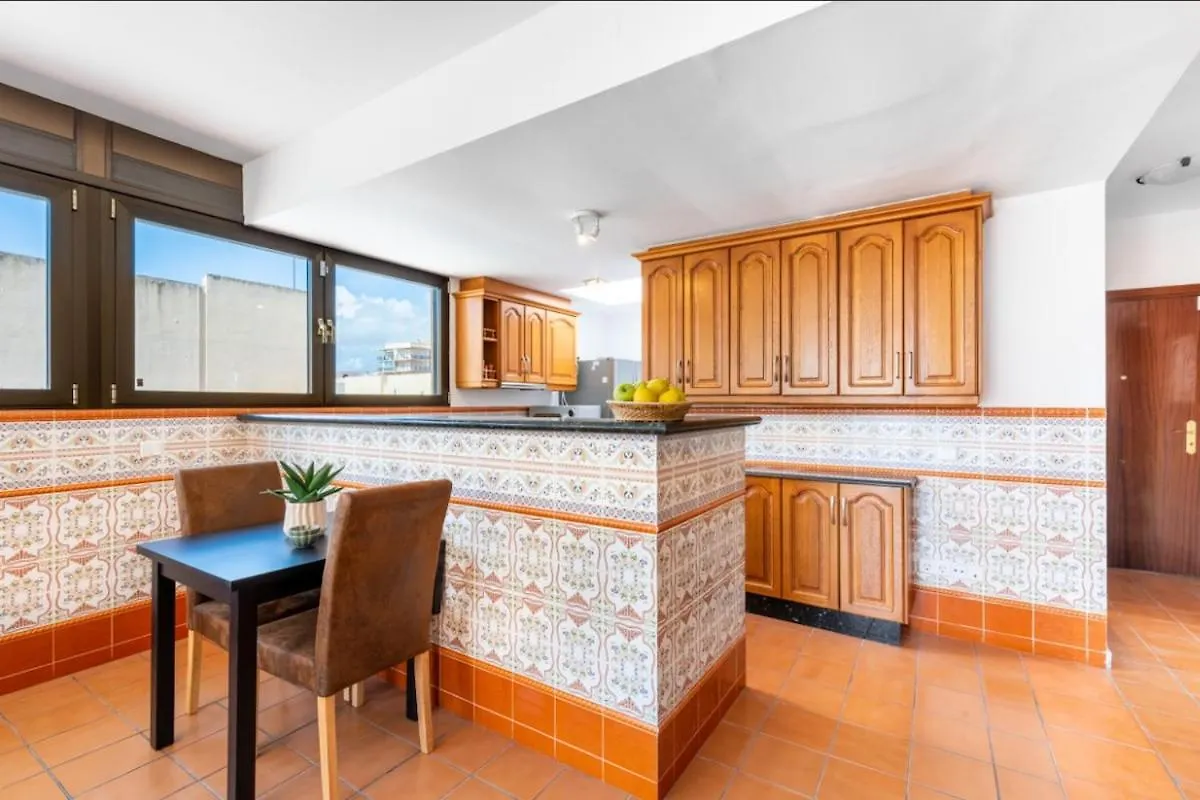 Penthouse, Near Beach, Fuengirola, Free Parking 0*, Fuengirola