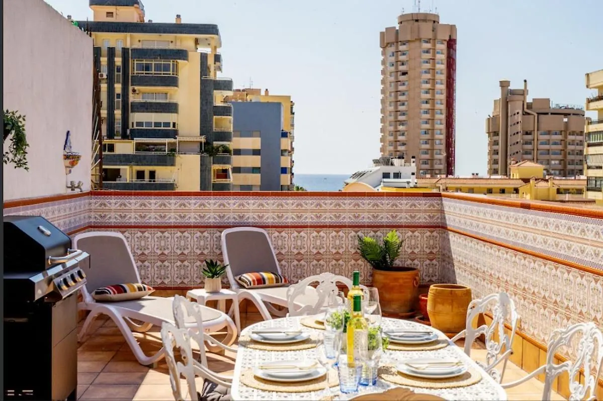 Penthouse, Near Beach, Fuengirola, Free Parking contacts